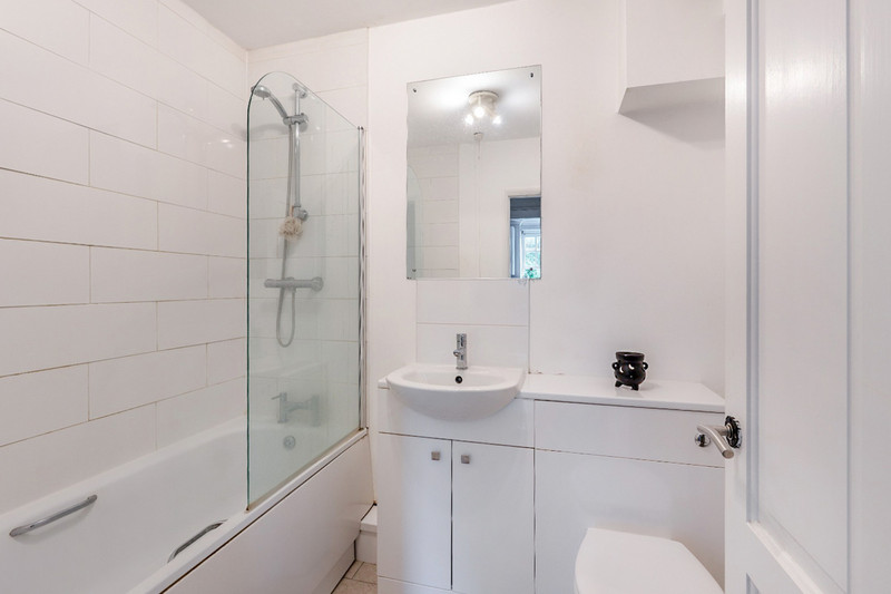 3 bedroom for sale, Clatford Manor House Clatford Manor, Andover, SP11, photo 6 of 7