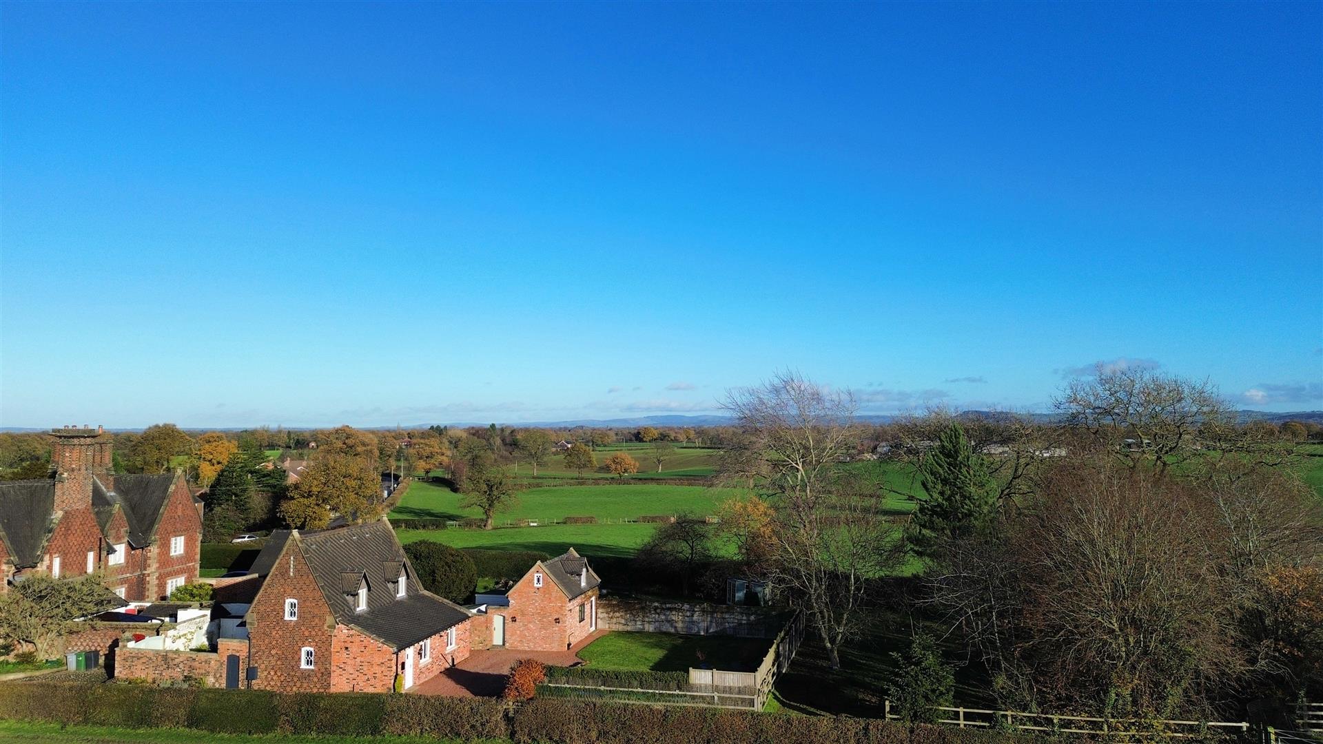 3 bedroom house for sale, Coach House Church Lane, Sandbach, CW11, photo 2