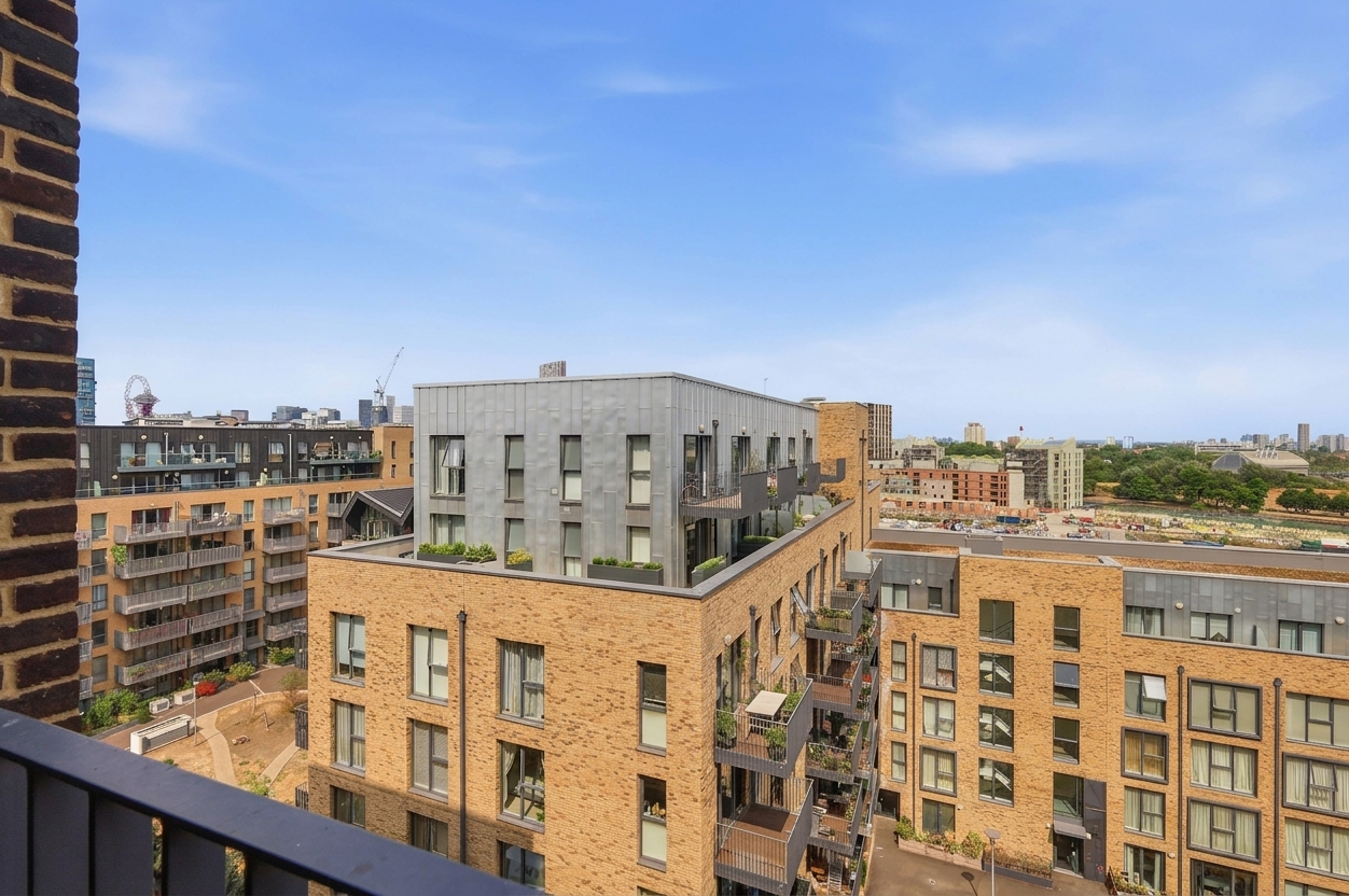 3 bedroom apartment for sale, Bolinder Way, London, E3, photo 7 of 13