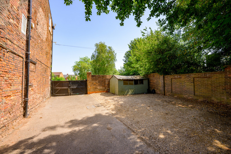5 bedroom for sale, Albion Street, Spalding, PE11