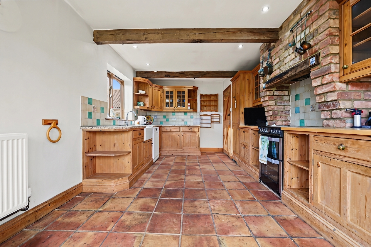 4 bedroom detached barn conversion for sale, Long Barn Sutton Lane, Market Harborough, LE16