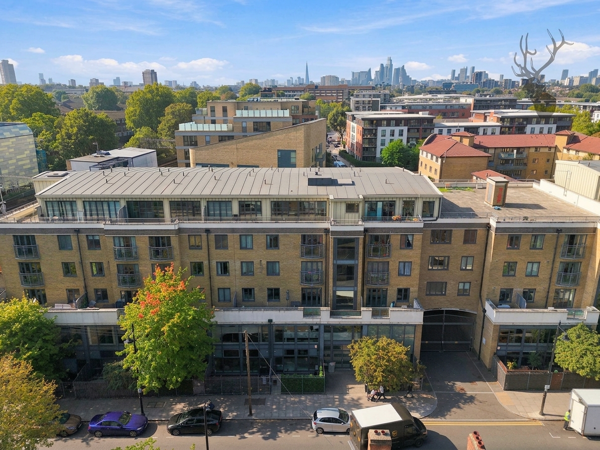 2 bedroom apartment for sale, Fairfield Road, London, E3