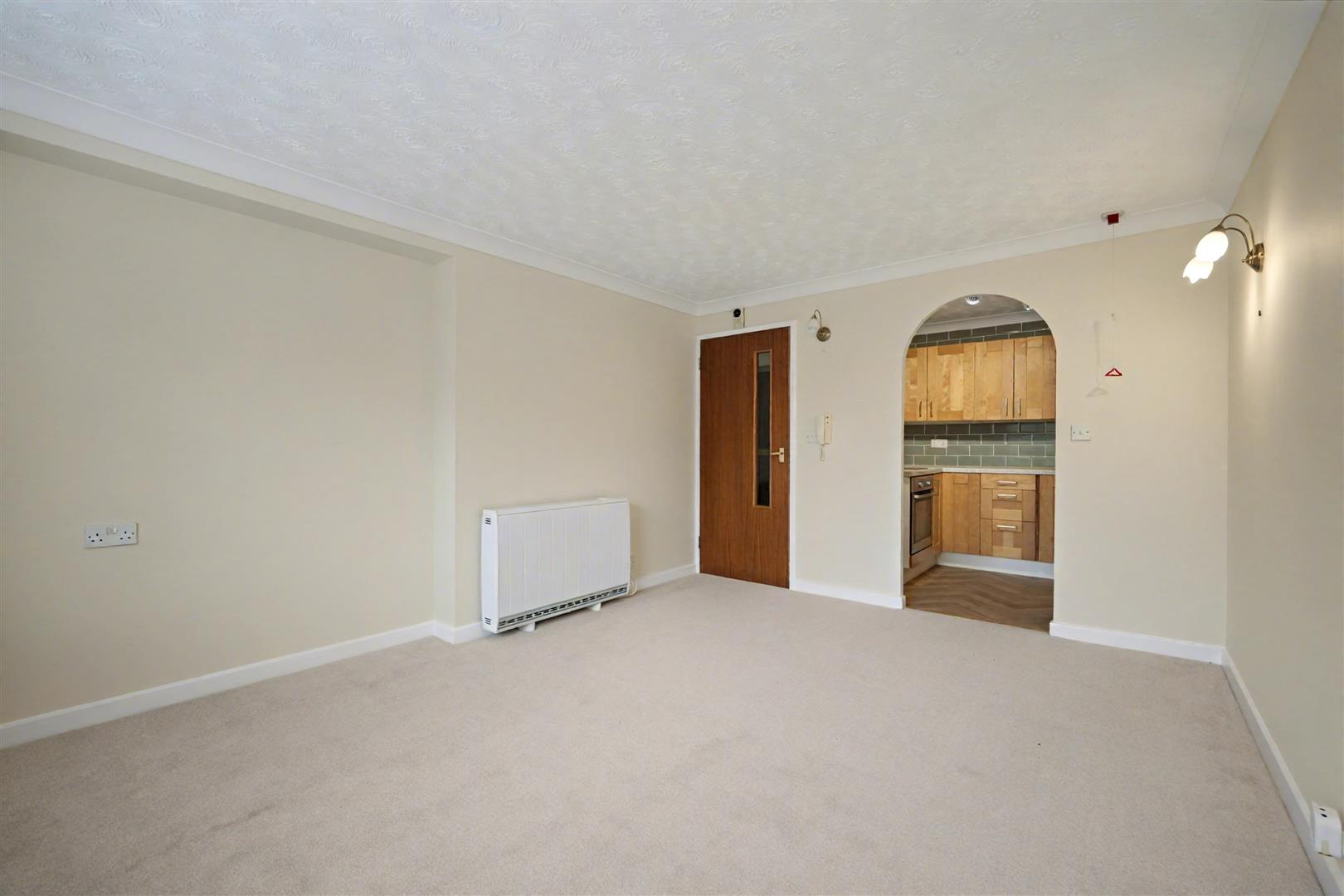 2 bedroom retirement property for sale, Homewelland House Leicester Road, Market Harborough, LE16