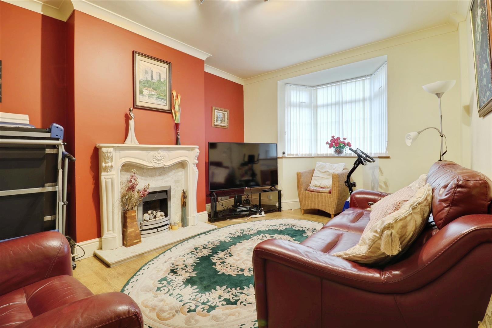 3 bedroom house for sale, The Rode, Stoke-On-Trent, ST7, photo 2
