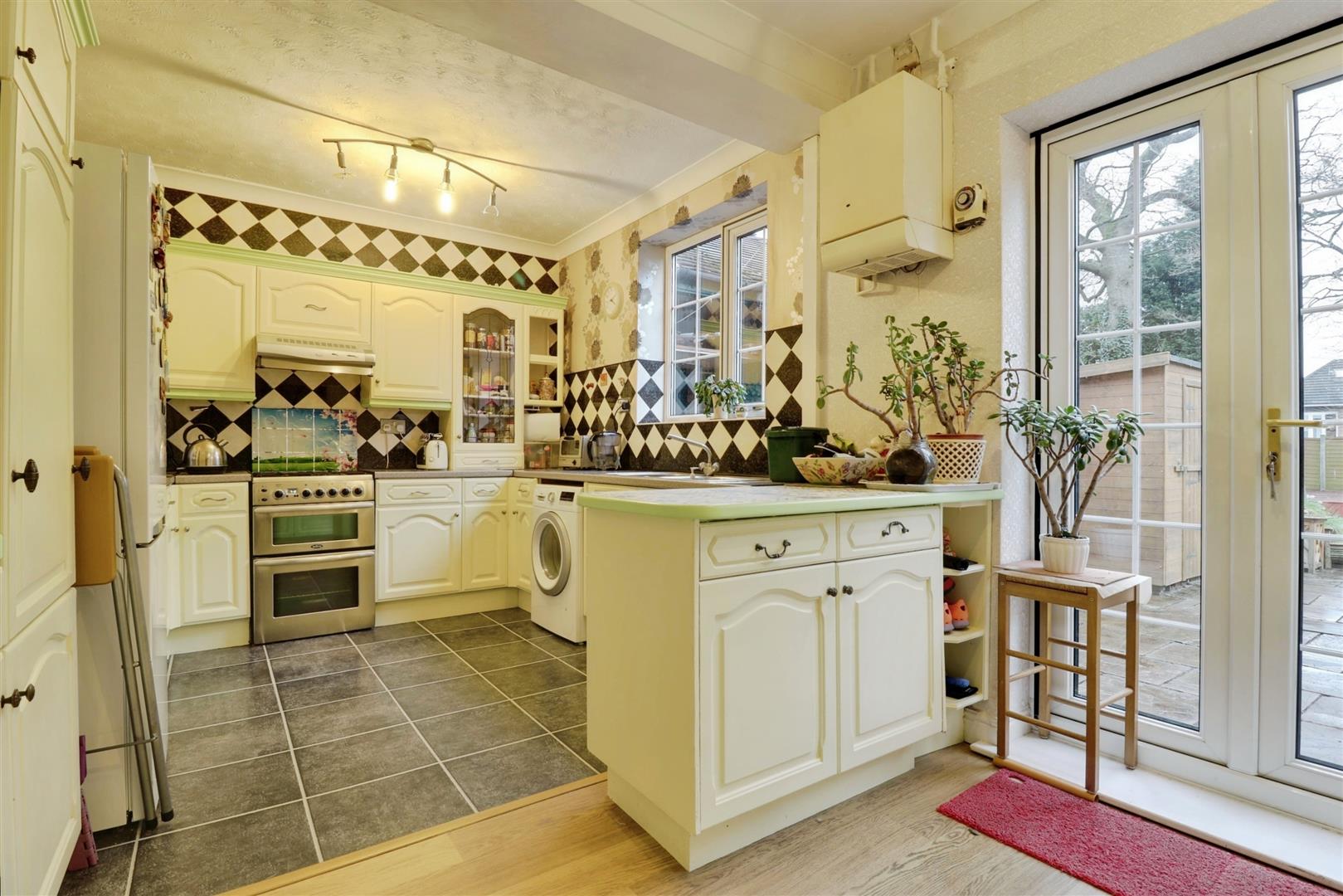 3 bedroom house for sale, The Rode, Stoke-On-Trent, ST7, photo 4