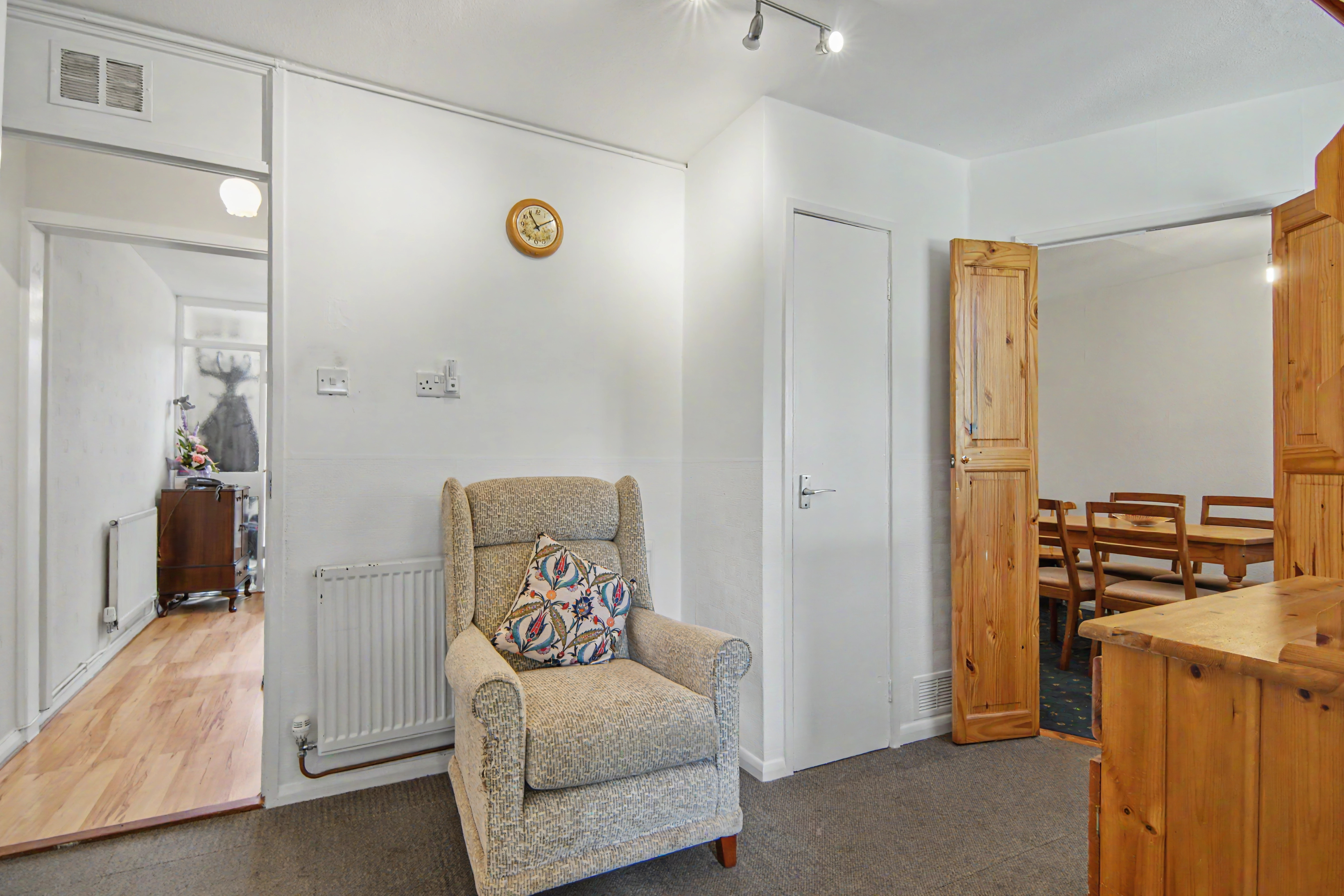 3 bedroom mid-terraced house for sale, Foredrove Lane, Solihull, B92, photo 8 of 19
