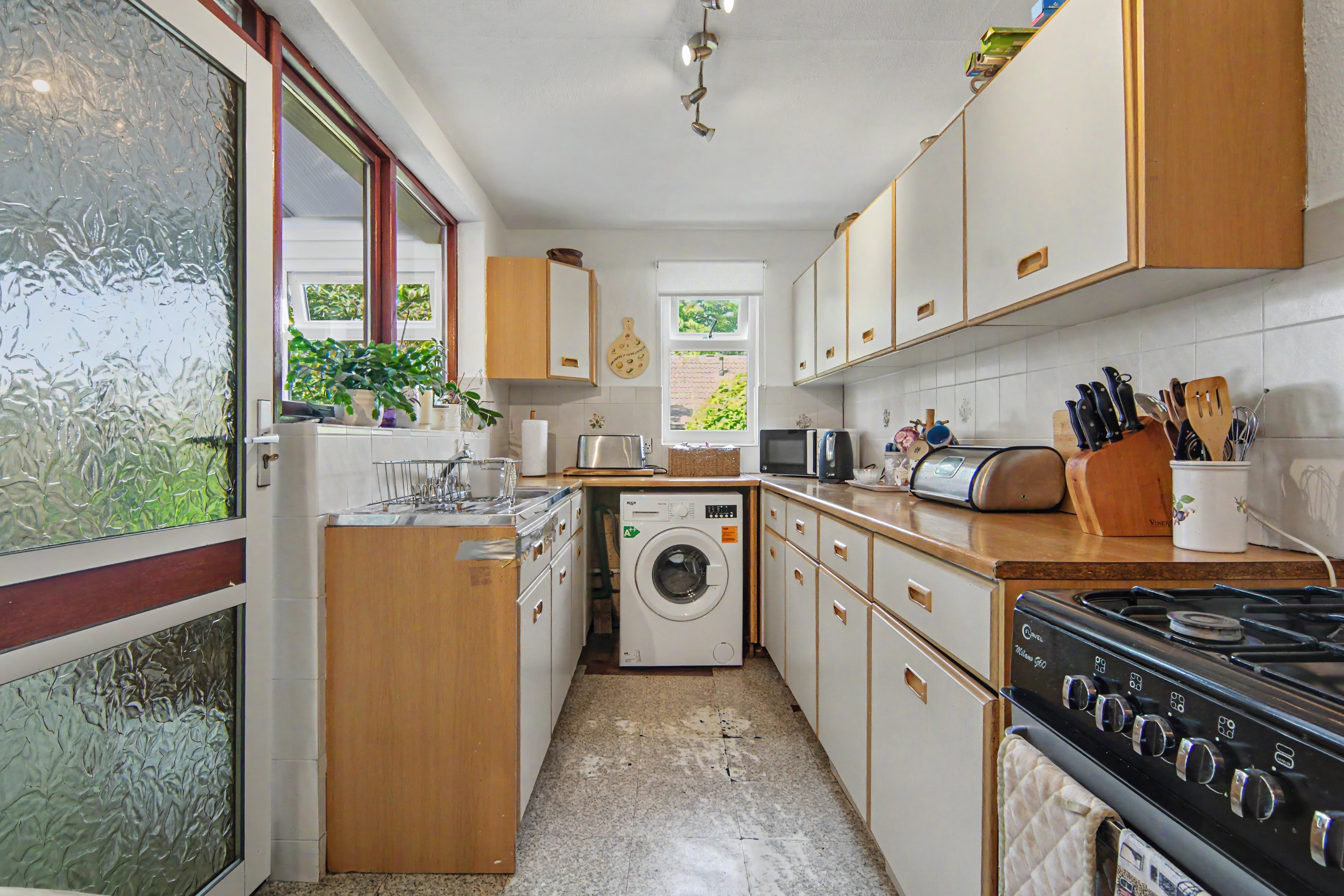 3 bedroom mid-terraced house for sale, Foredrove Lane, Solihull, B92, photo 9 of 19