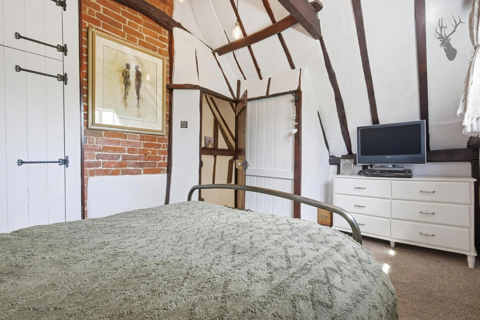 2 bedroom cottage for sale, Bonds Cottages, Ongar, CM5, photo 13 of 20