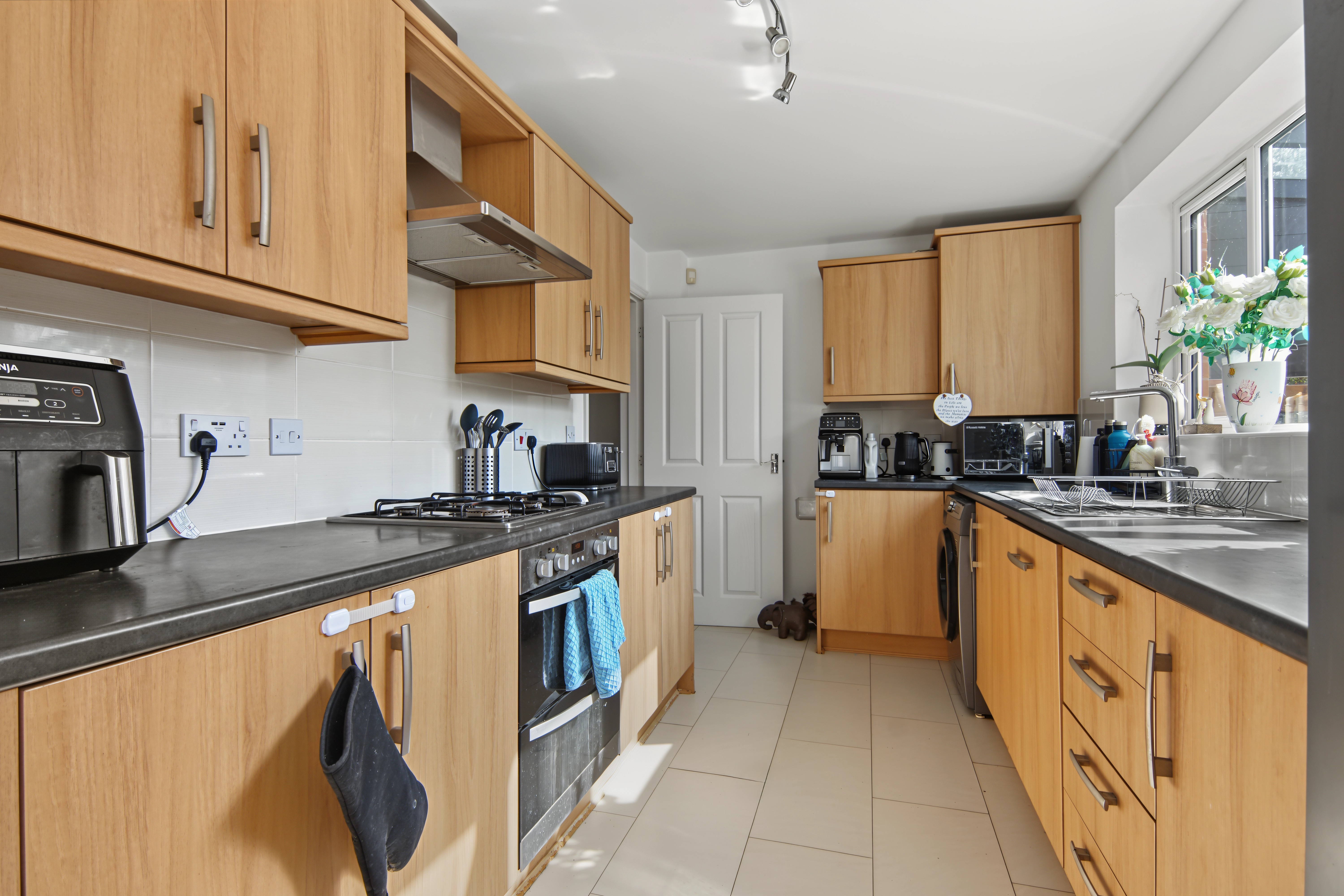 4 bedroom detached house for sale, Wickmans Drive, Coventry, CV4, photo 6 of 20