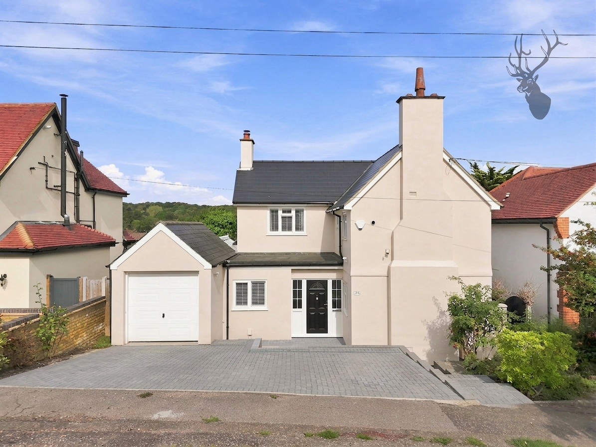 4 bedroom detached house for sale, Blackacre Road, Epping, CM16