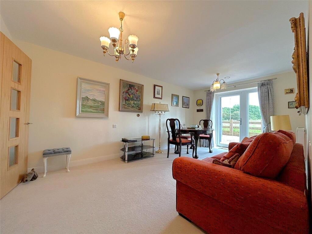 2 bedroom flat for sale, Harvard Place Springfield Close, Stratford-Upon-Avon, CV37
