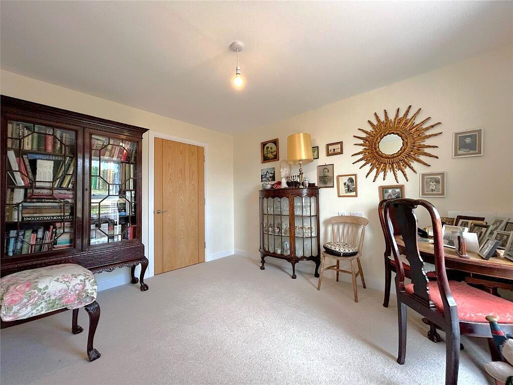 2 bedroom flat for sale, Harvard Place Springfield Close, Stratford-Upon-Avon, CV37