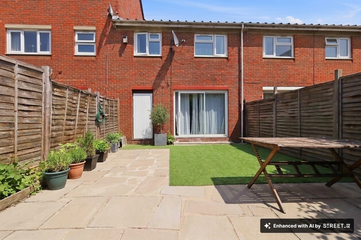 3 bedroom terraced house for sale, Usher Road, London, E3