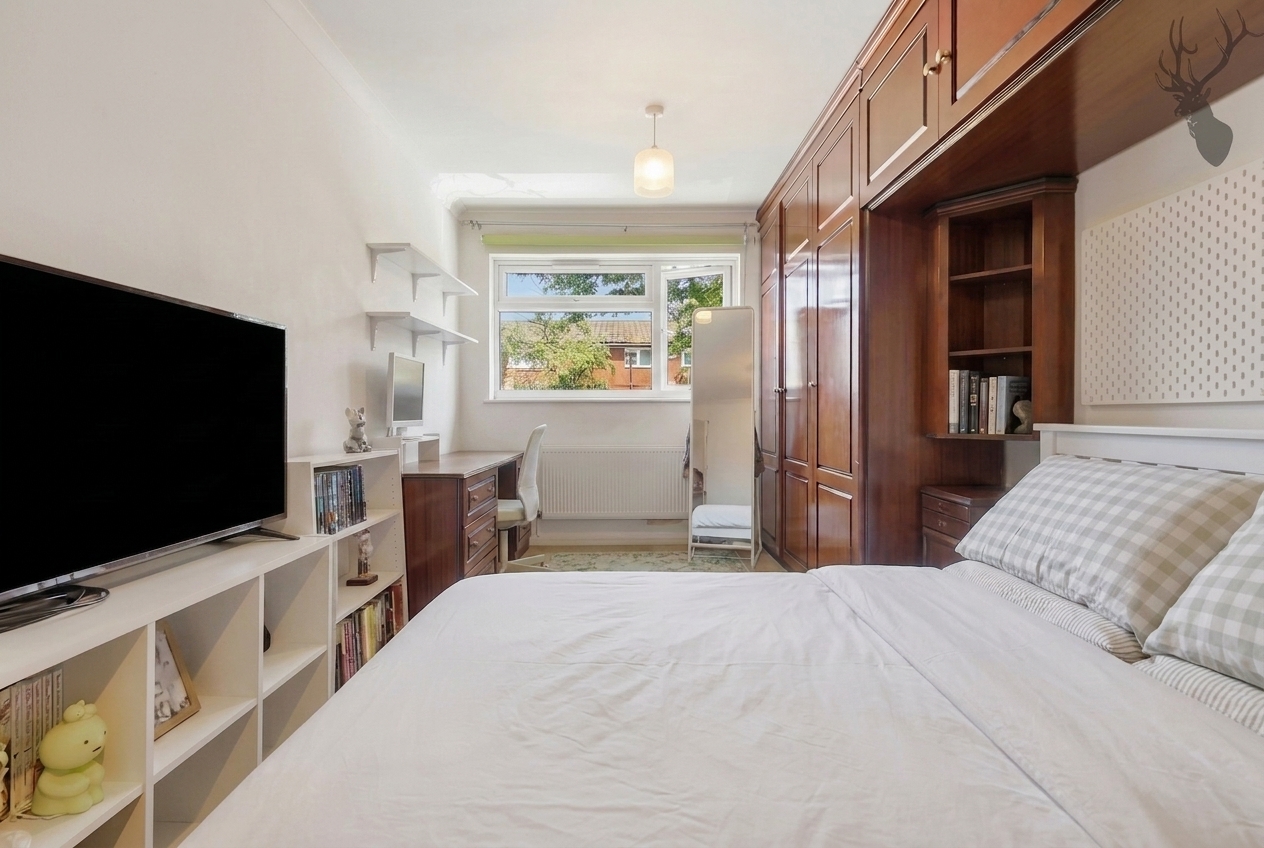 3 bedroom terraced house for sale, Usher Road, London, E3, photo 5