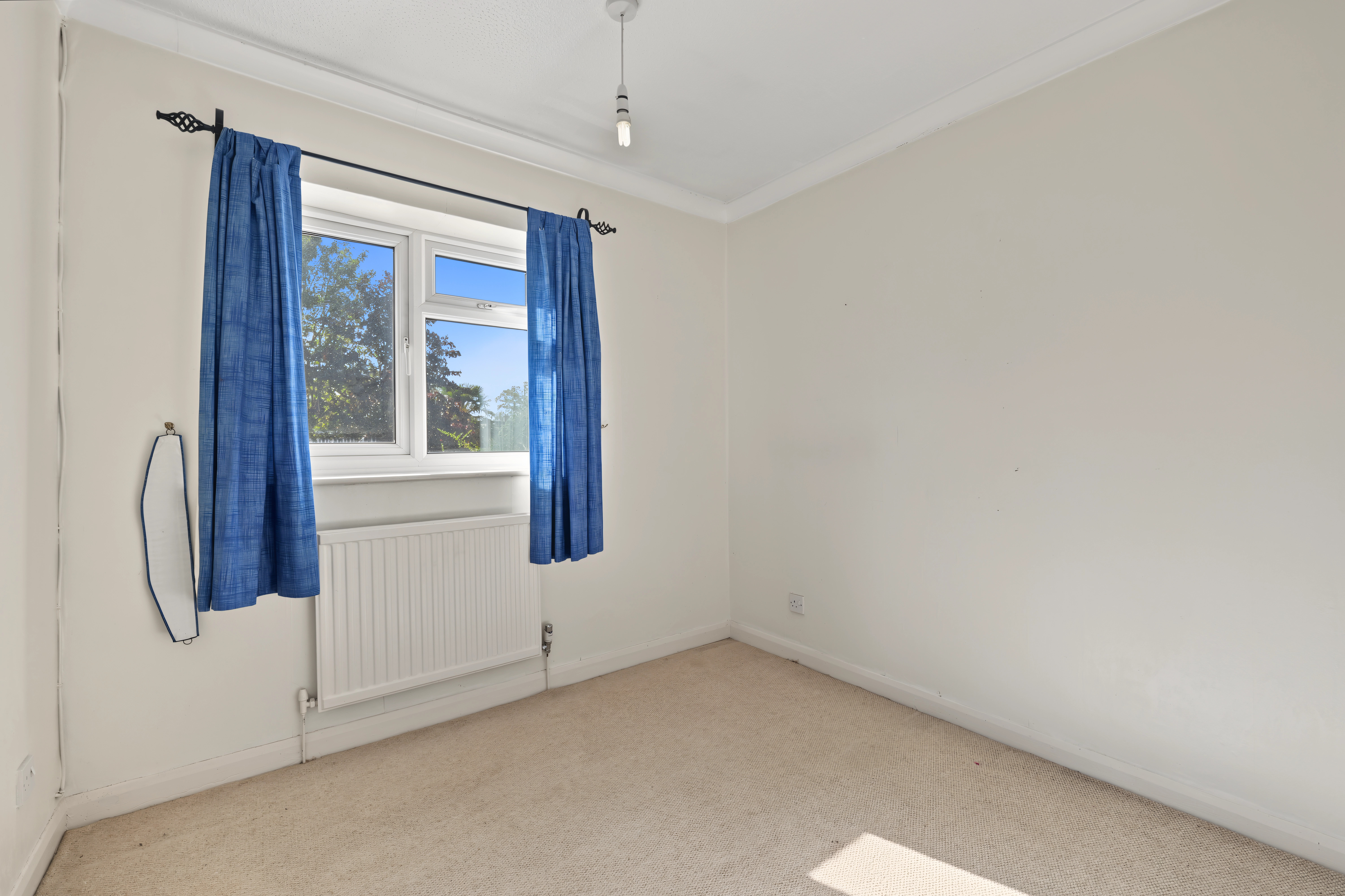4 bedroom detached house for sale, Hill Gardens, Market Harborough, LE16