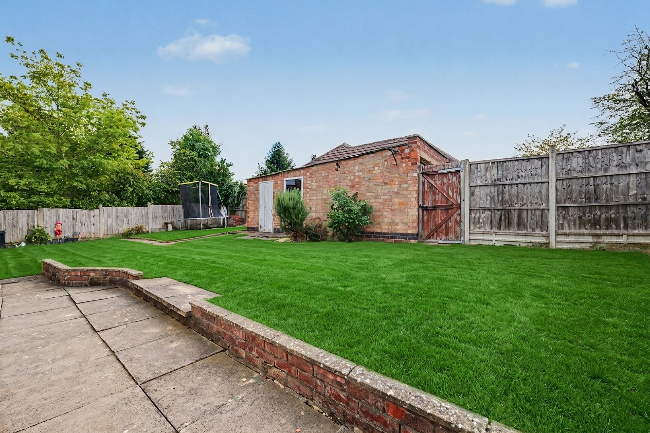 4 bedroom detached bungalow for sale, Woodnewton Drive, Leicester, LE5
