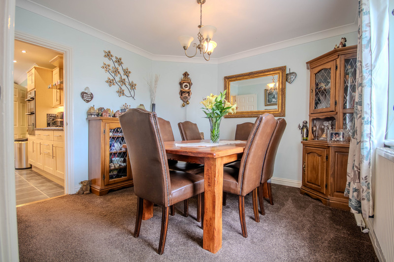 3 bedroom for sale, Ifor Hael Road, Newport, NP10, photo 5