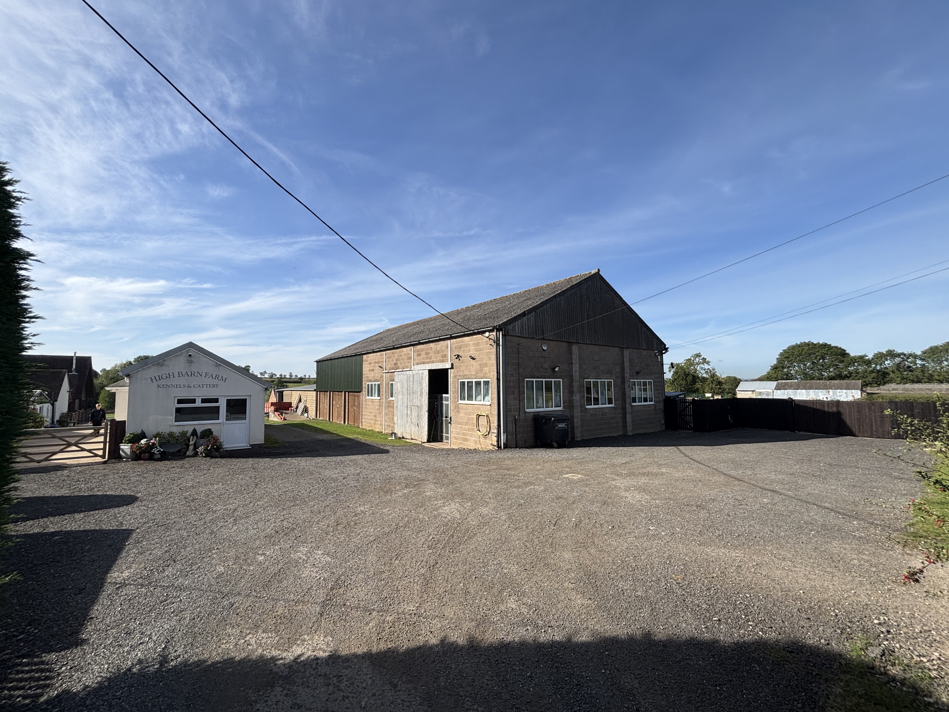 4 bedroom detached house for sale, High Barn Farm Boarding Kennels, Leicester, LE7