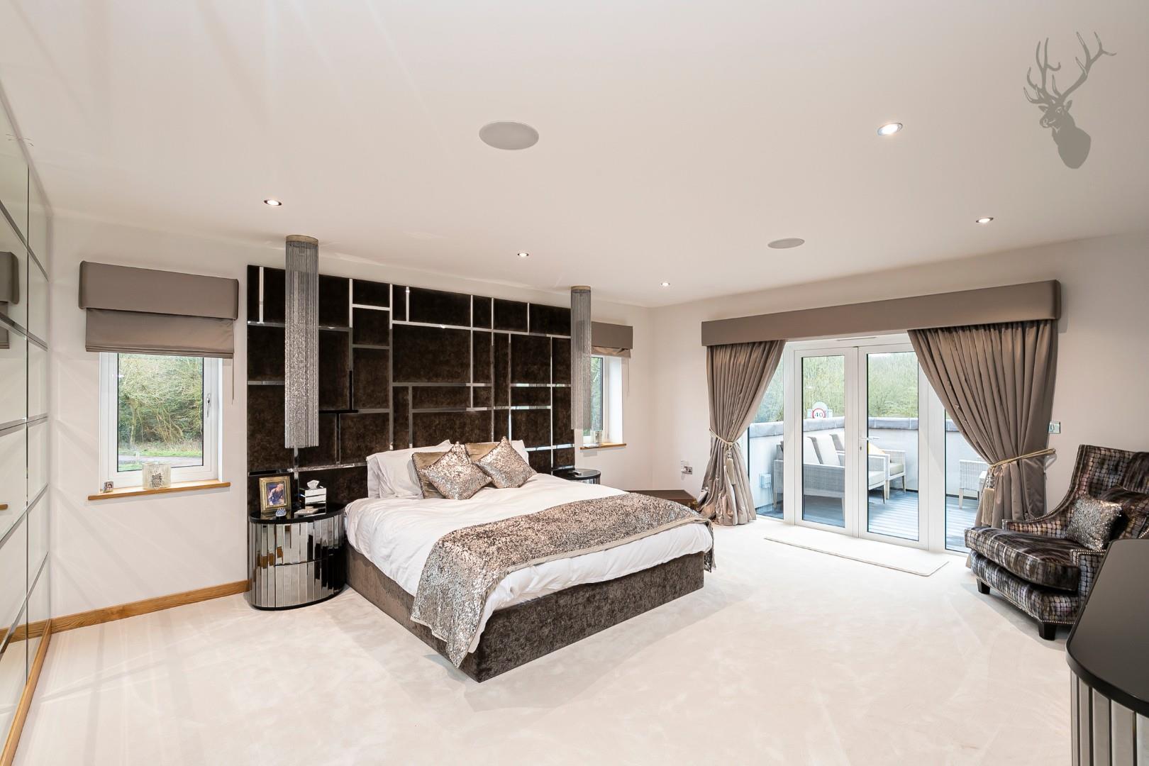 5 bedroom house for sale, Homeleigh Woodman Lane, London, E4, photo 13 of 20