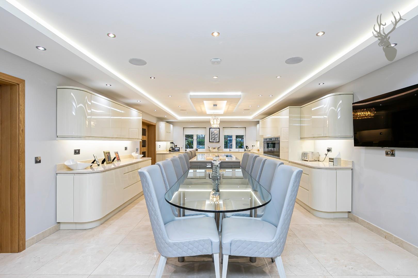 5 bedroom house for sale, Homeleigh Woodman Lane, London, E4, photo 18 of 20
