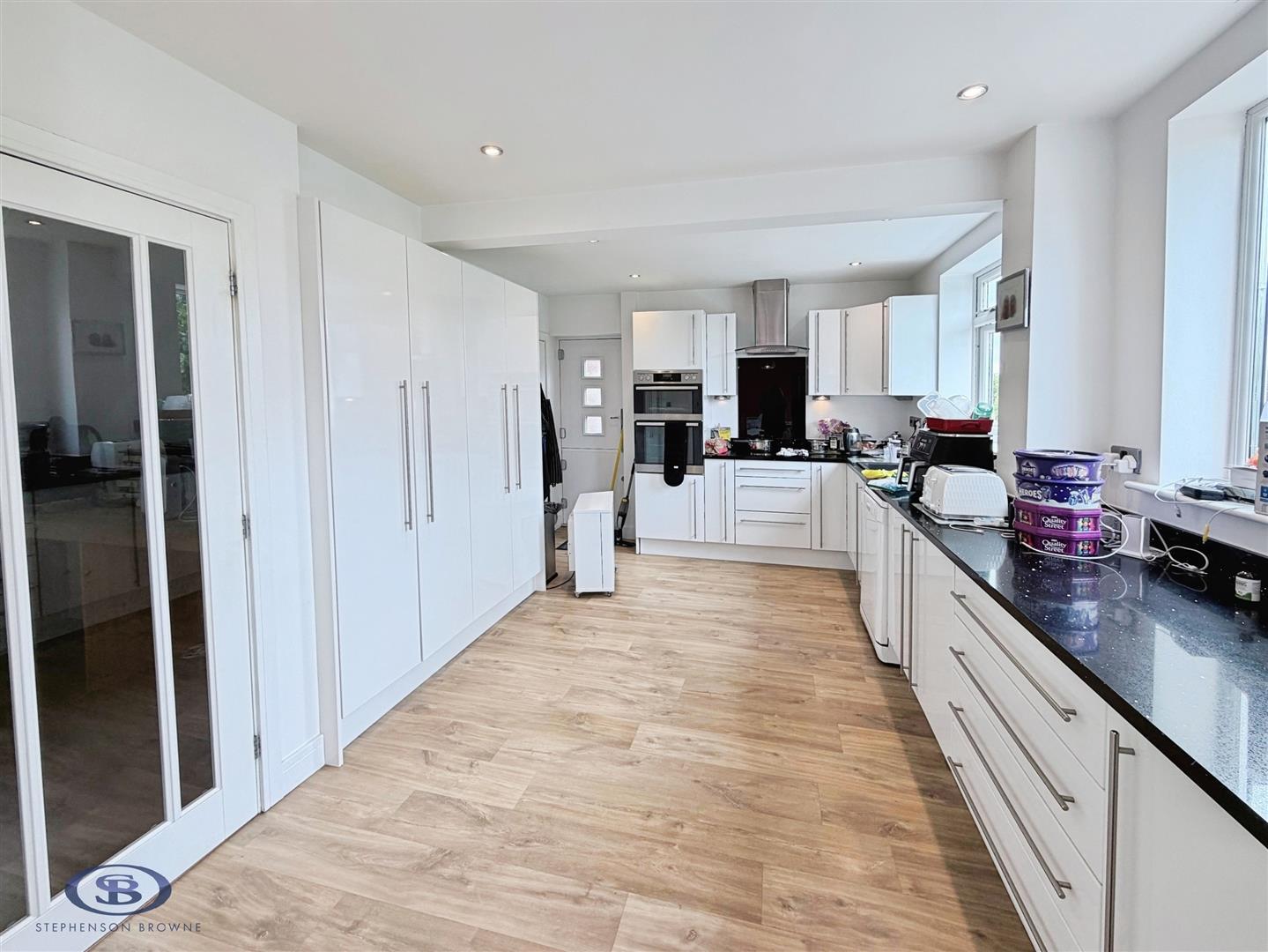 4 bedroom house for sale, Laidon Avenue, Crewe, CW2, photo 2