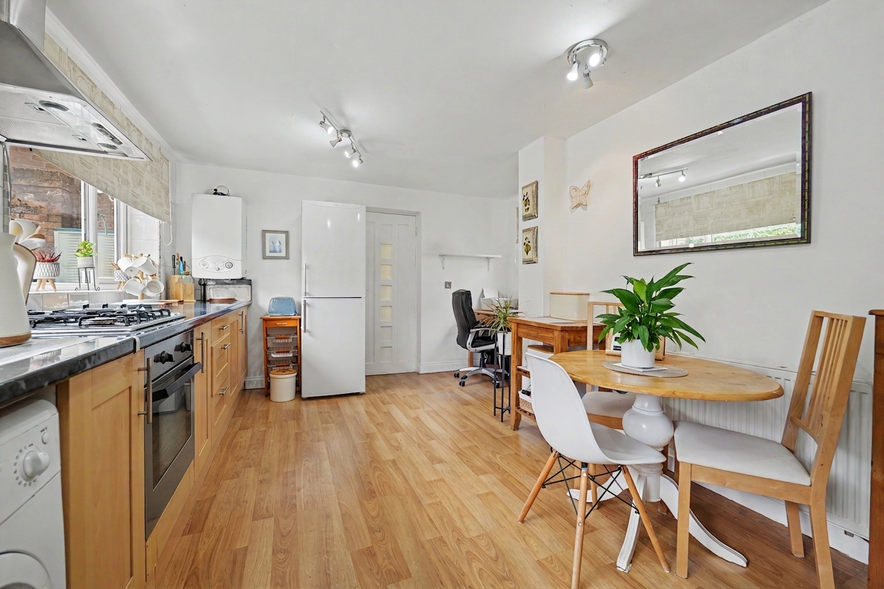 3 bedroom semi detached bungalow for sale, St. Martins Road, Coventry, CV3