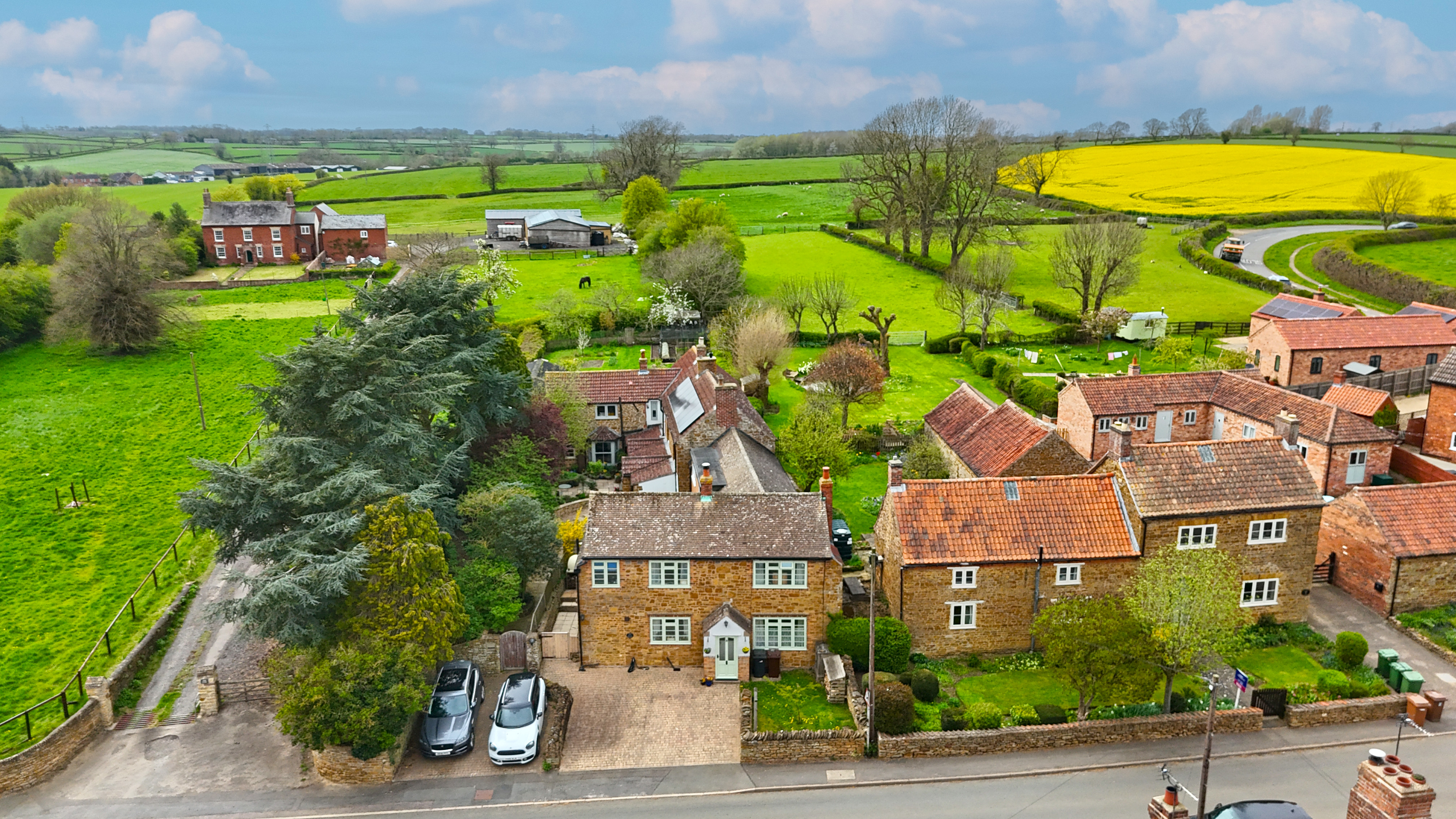 4 bedroom semi detached cottage for sale, King Street, Melton Mowbray, LE14