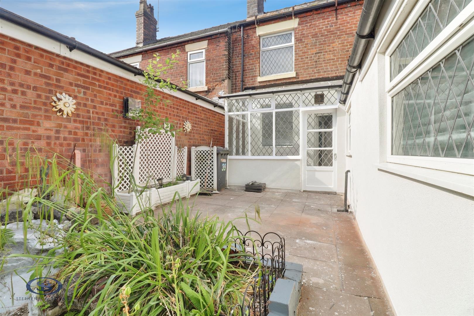 3 bedroom house for sale, Woodshutts Street, Stoke-On-Trent, ST7, photo 2