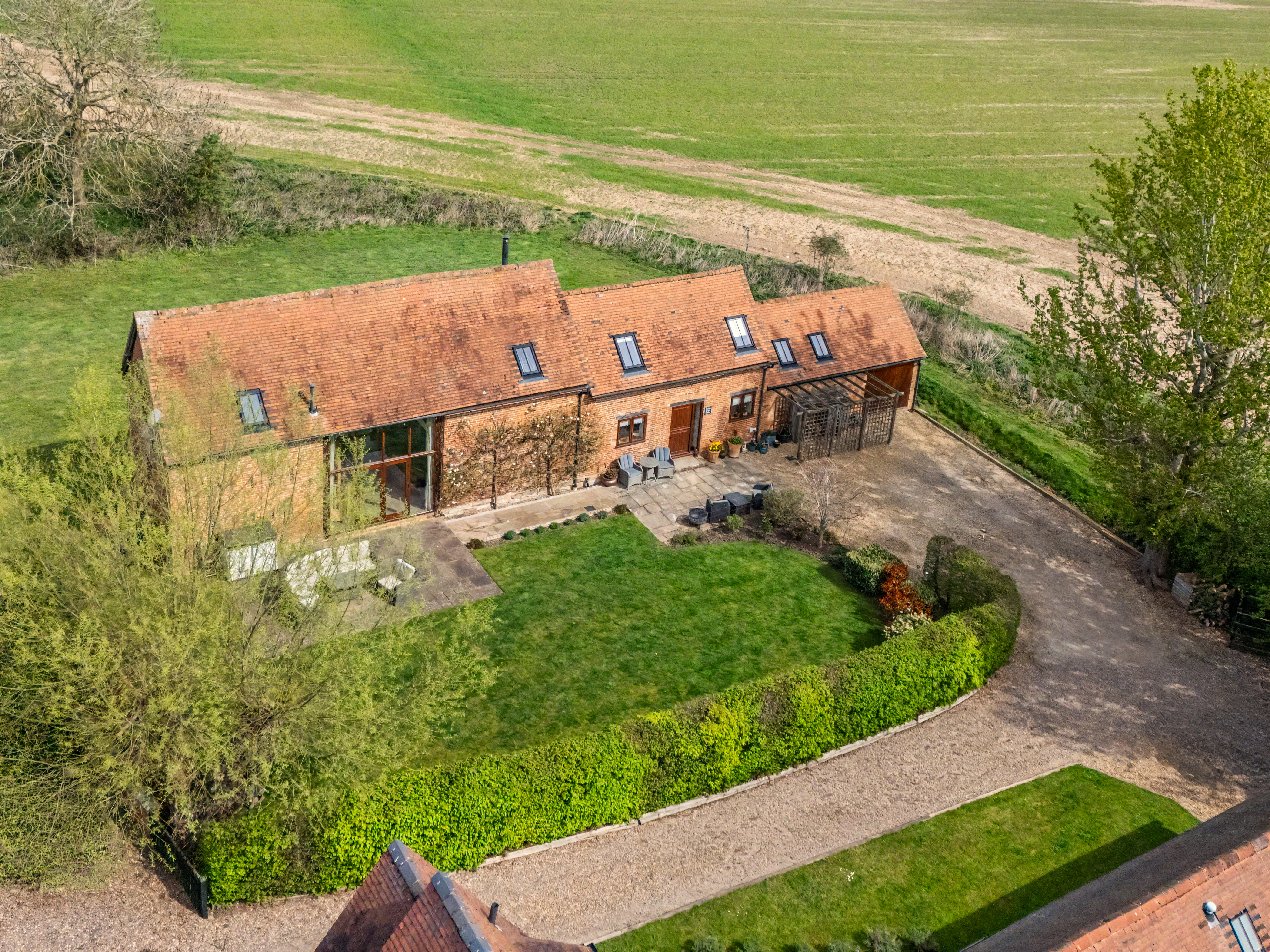 4 bedroom detached barn conversion for sale, Seven Elms Barn, Warwick, CV35