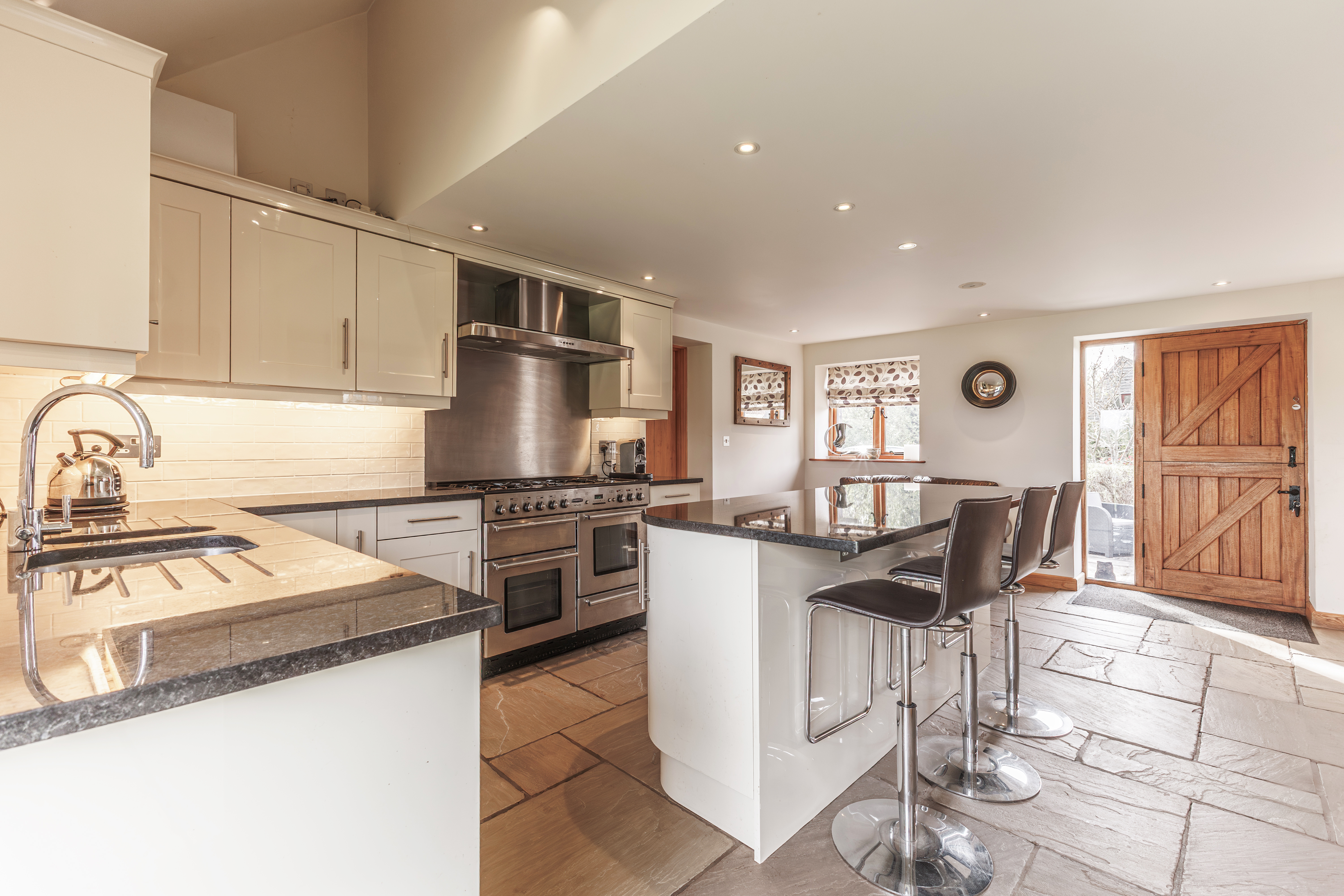 4 bedroom detached barn conversion for sale, Seven Elms Barn, Warwick, CV35