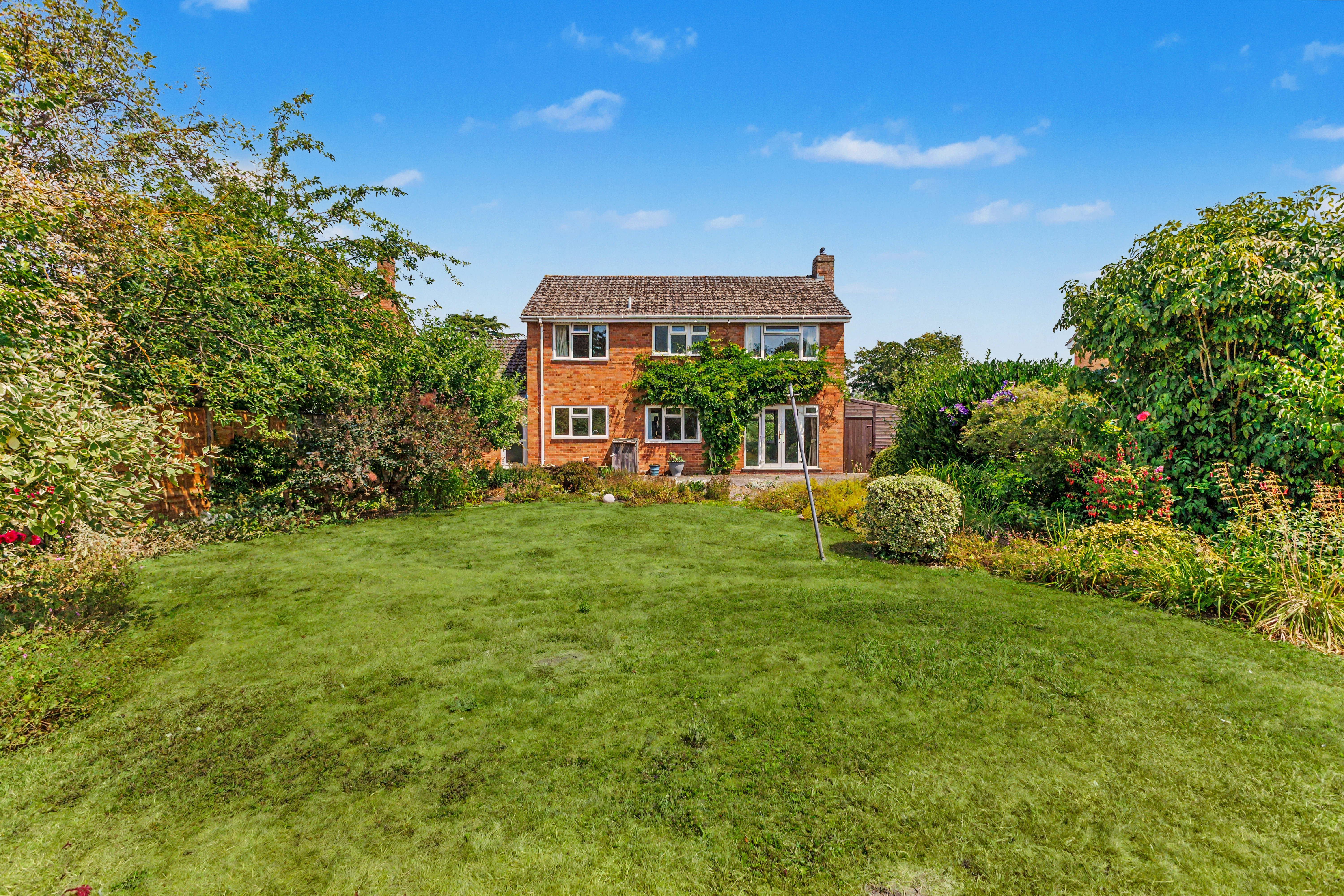 4 bedroom link detached house for sale, The Firs Broadway Road, Broadway, WR12