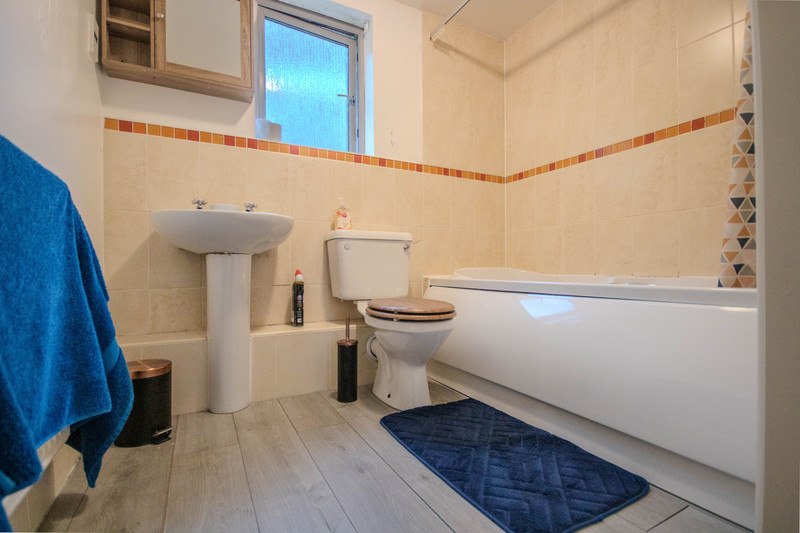 2 bedroom for sale, Llyn House Golden Mile View, Newport, NP20, photo 14 of 16