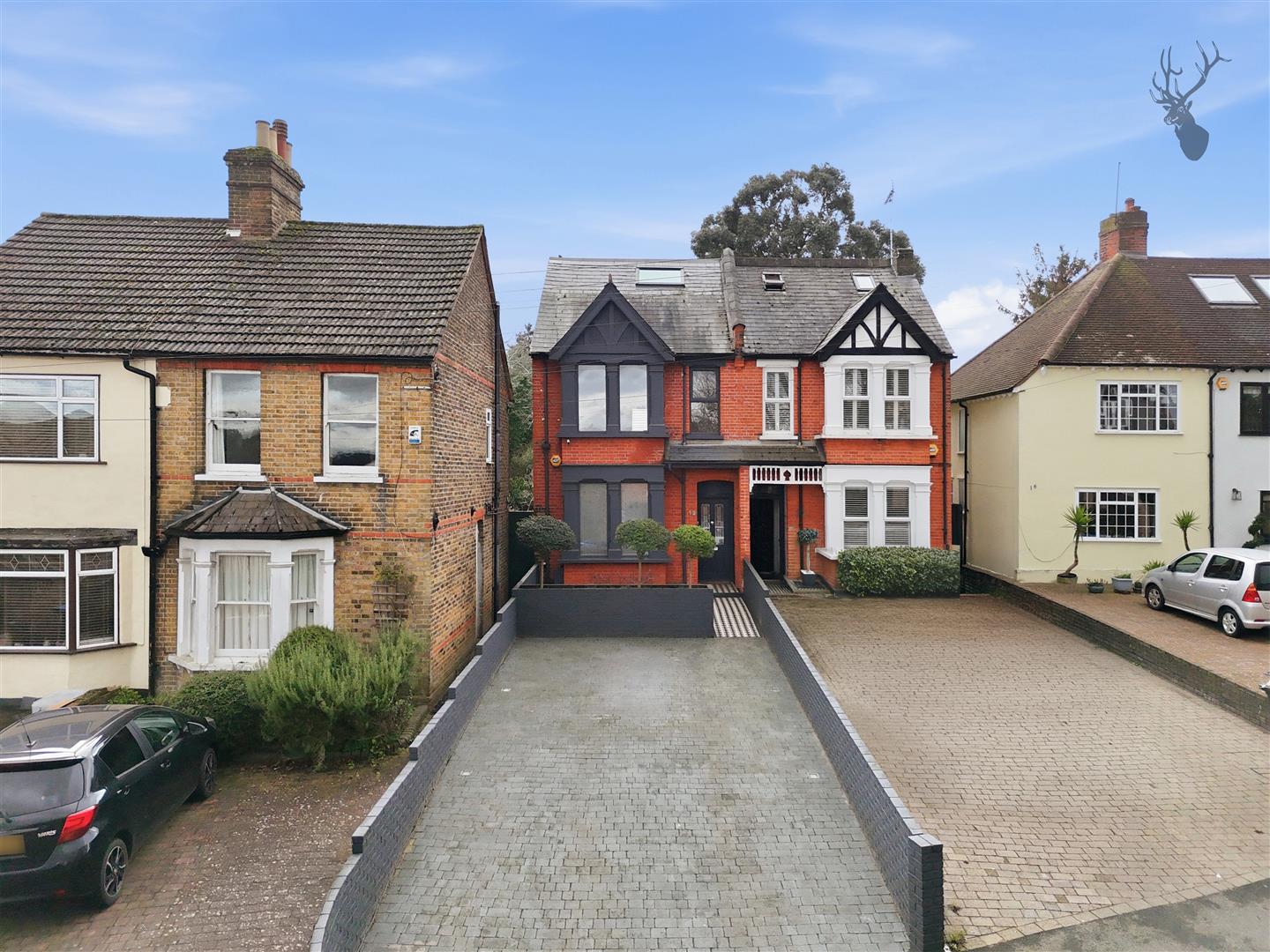 5 bedroom semi detached house for sale, Westbury Lane, Buckhurst Hill, IG9