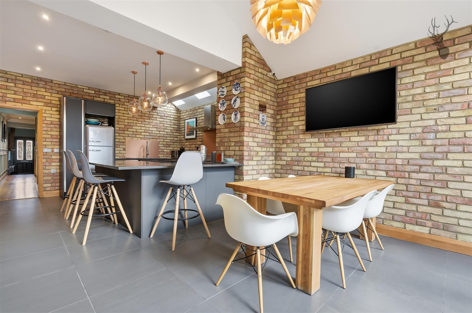 5 bedroom semi detached house for sale, Westbury Lane, Buckhurst Hill, IG9, photo 11 of 20