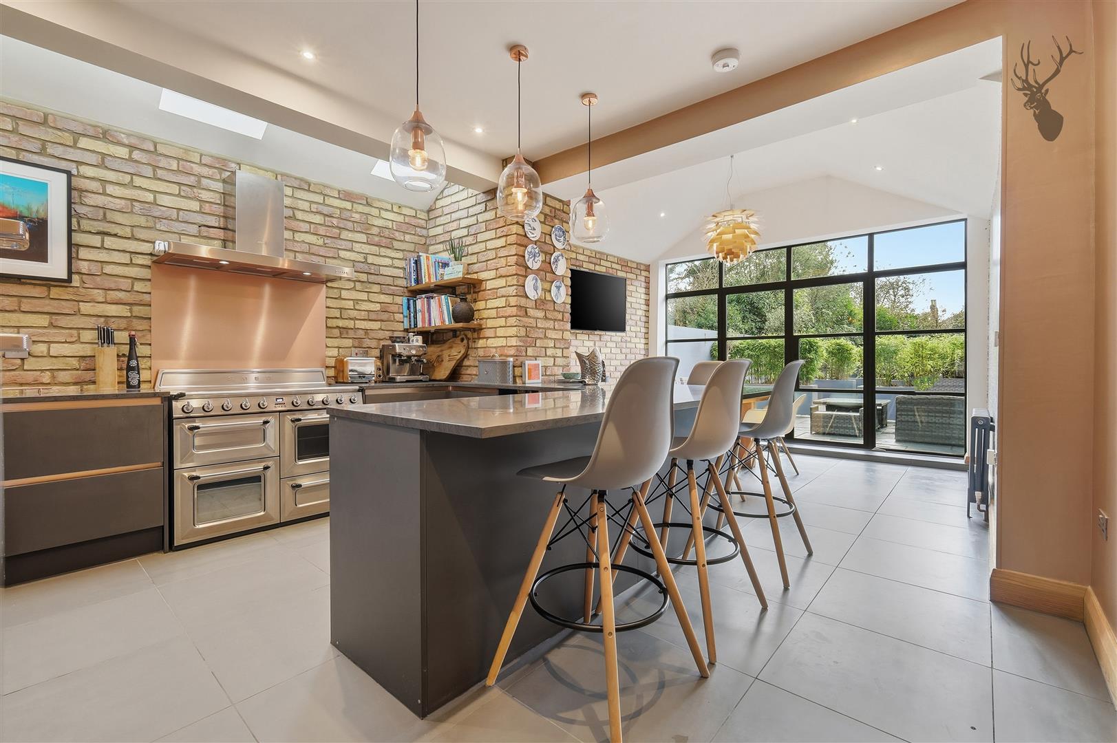 5 bedroom semi detached house for sale, Westbury Lane, Buckhurst Hill, IG9, photo 3