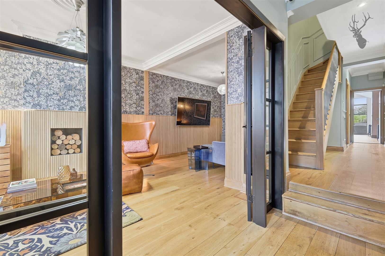5 bedroom semi detached house for sale, Westbury Lane, Buckhurst Hill, IG9, photo 7 of 20