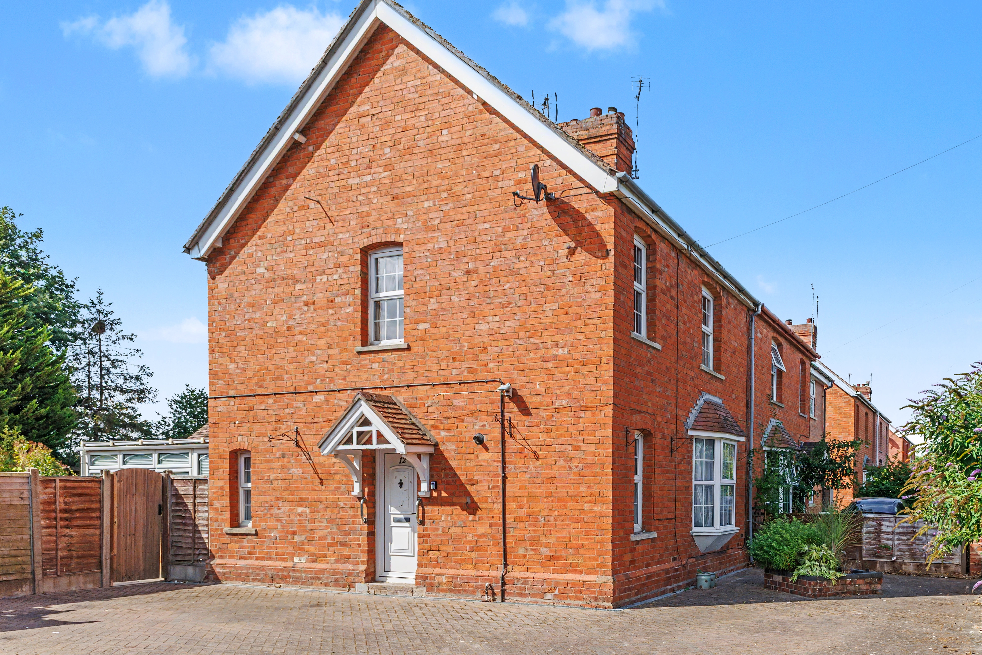 3 bedroom semi detached house for sale, Nogains, Pershore, WR10
