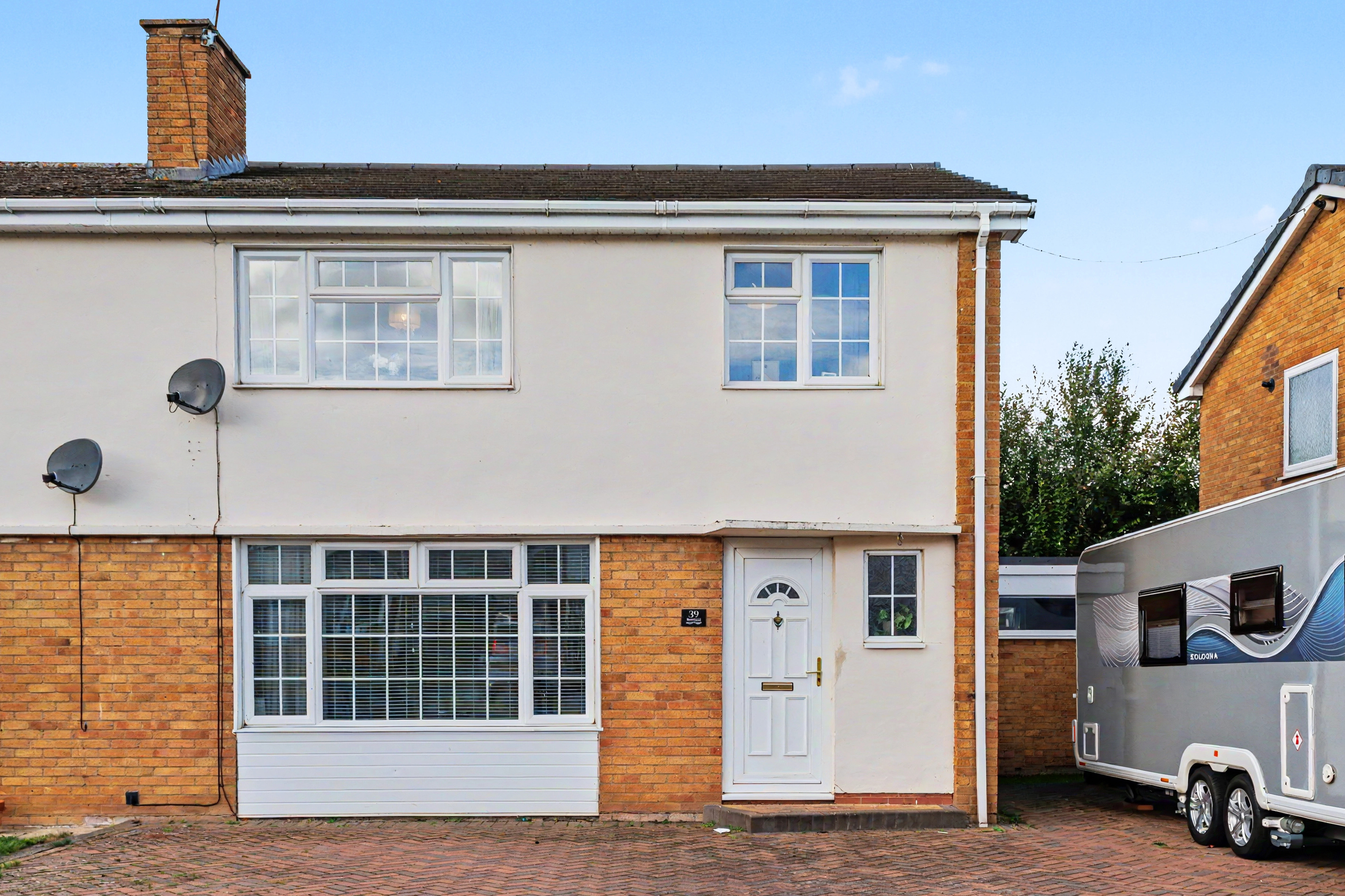 3 bedroom semi detached house for sale, Meadow Road, Evesham, WR11