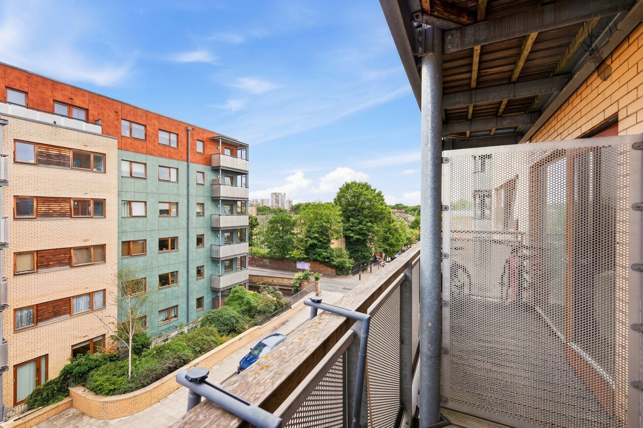 2 bedroom flat for sale, Steward House, London, E3, photo 4