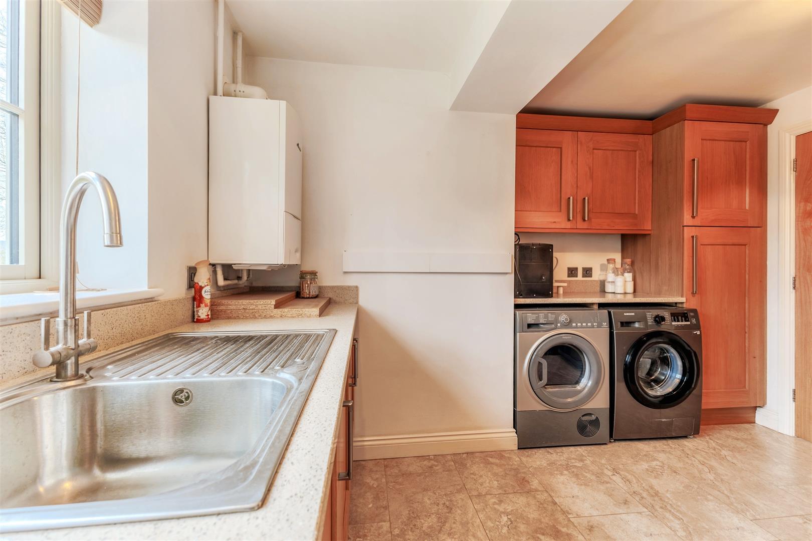 4 bedroom detached house for sale, Wilkins Close, Shipston-On-Stour, CV36
