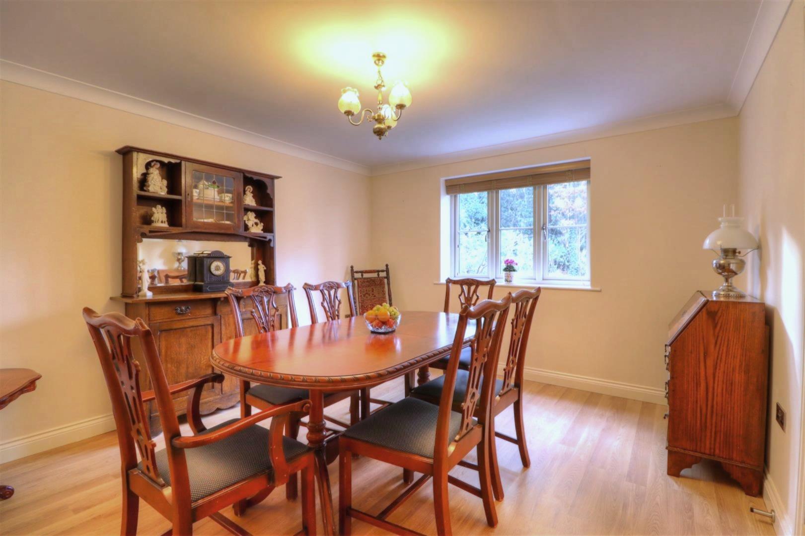 4 bedroom detached house for sale, Wilkins Close, Shipston-On-Stour, CV36