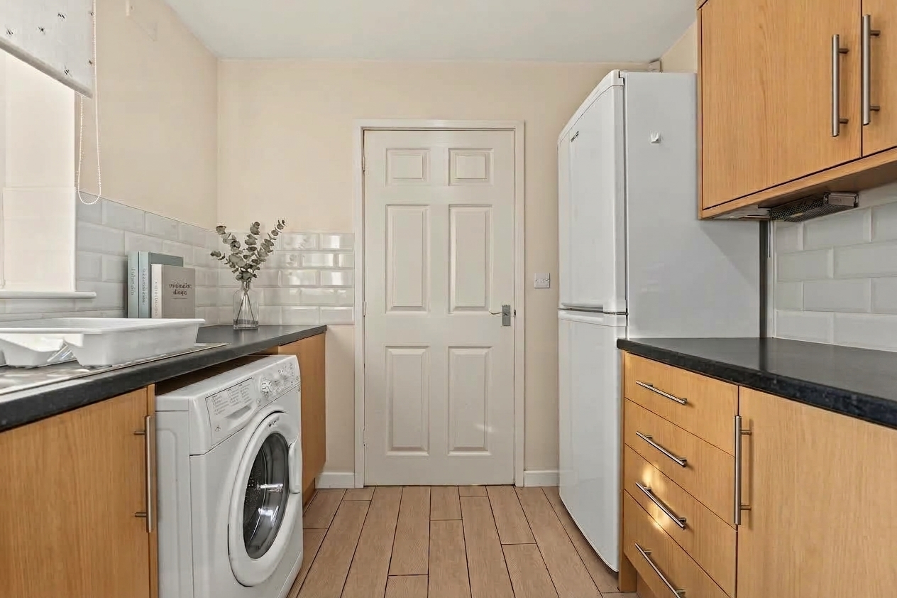 2 bedroom semi detached dormer bungalow for sale, Oldbury Road, Nuneaton, CV10