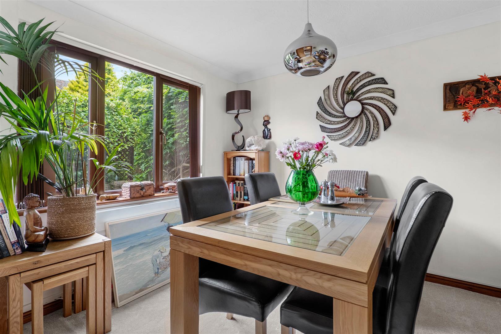 4 bedroom detached house for sale, St. James Close, Evesham, WR11