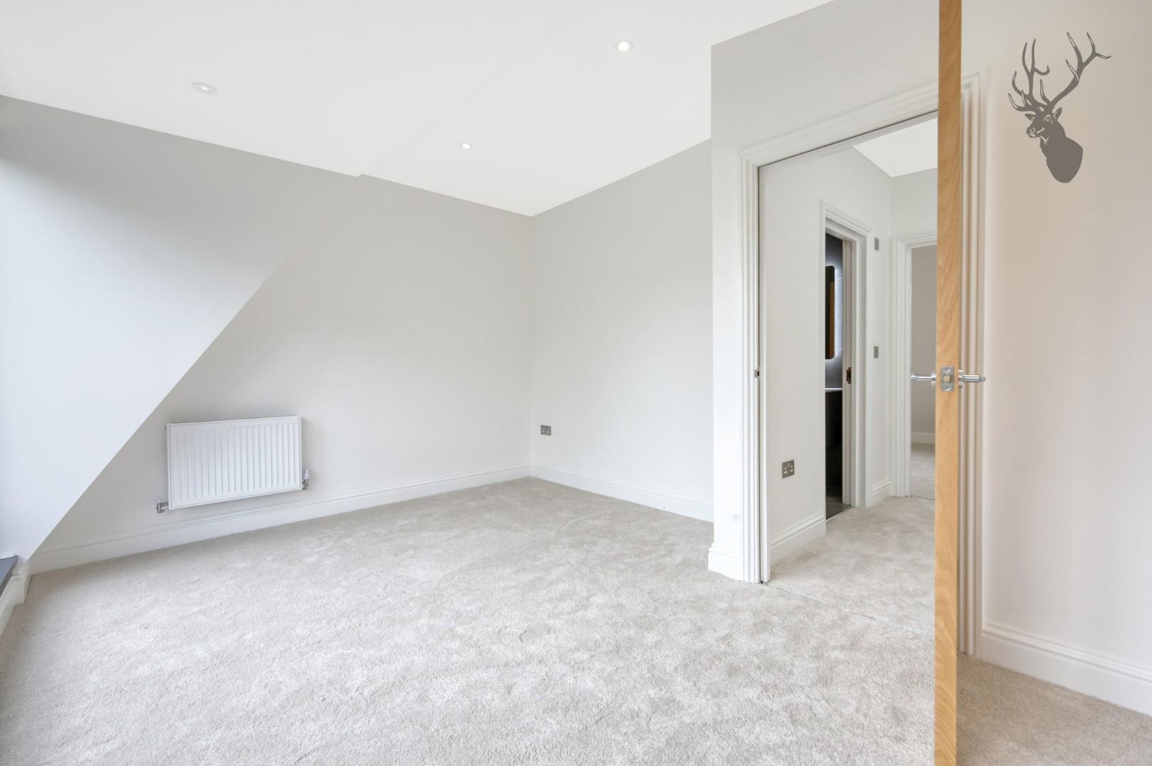 4 bedroom house for sale, Pino Way, London, E4, photo 11 of 15