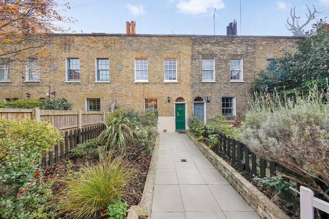 2 bedroom terraced house for sale, Bellevue Place, London, E1, photo 12 of 20