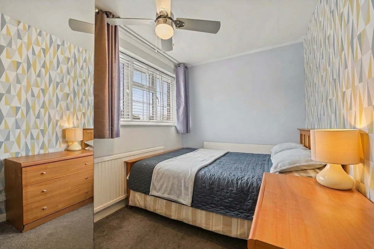 3 bedroom detached house for sale, Cromwell Road, Leicester, LE8