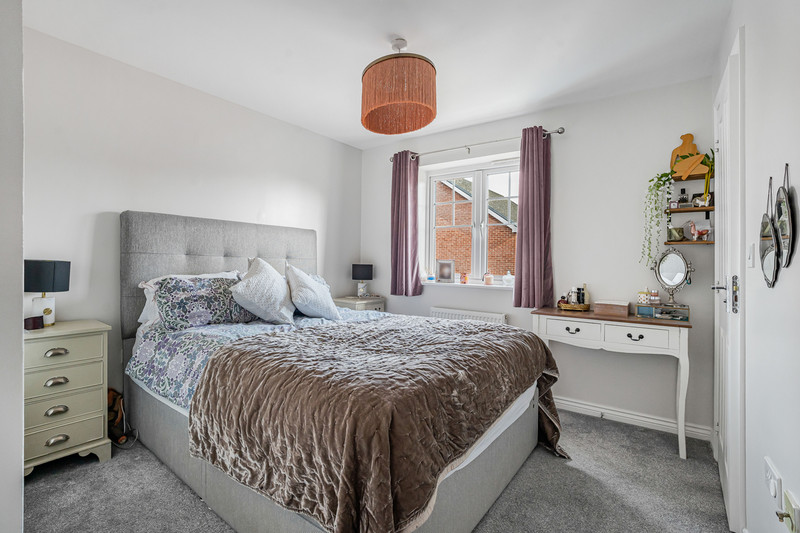 3 bedroom for sale, Woolwich Way, Andover, SP11, photo 7 of 14