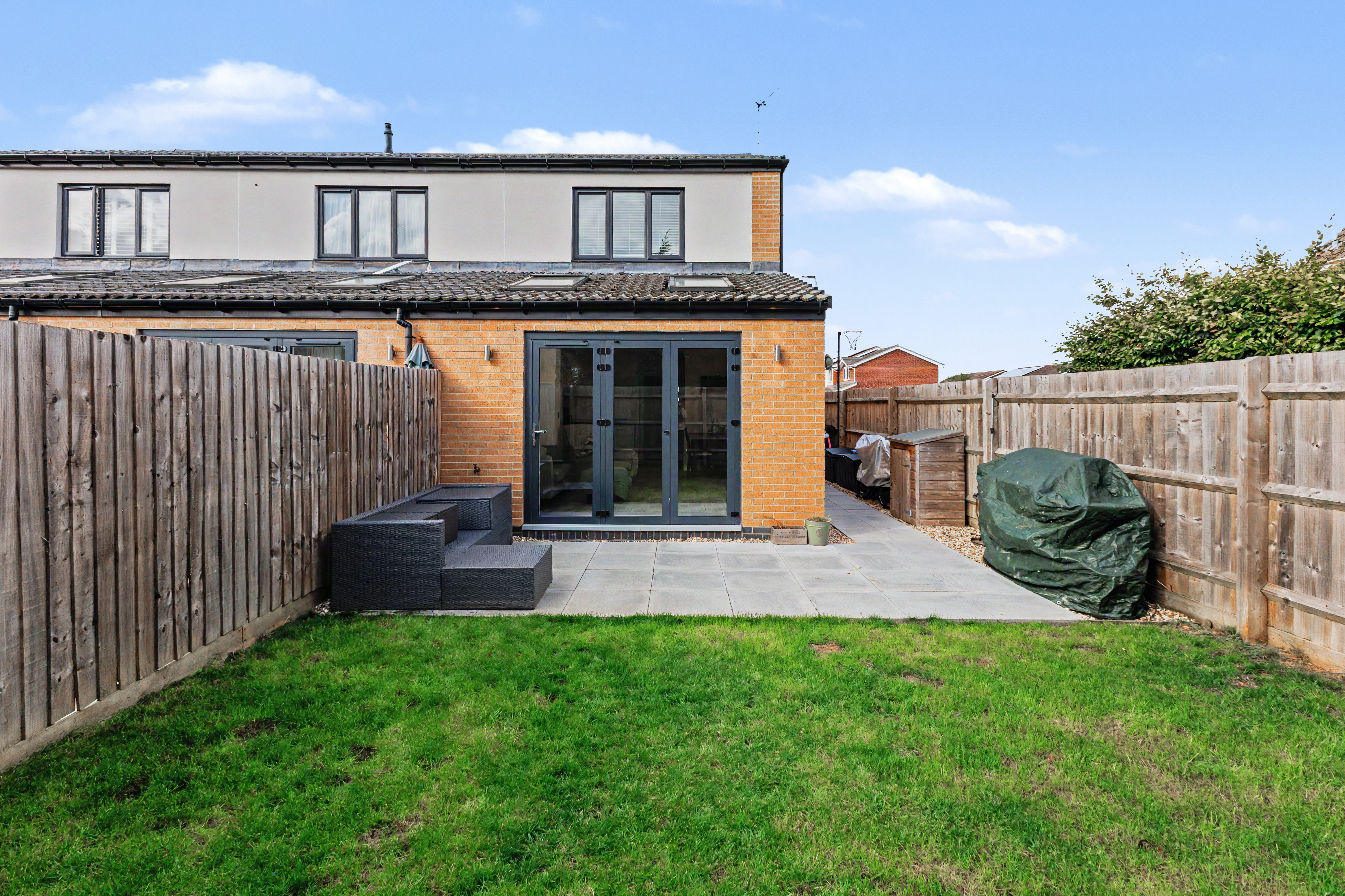 2 bedroom terraced house for sale, Perrie Drive, Evesham, WR11
