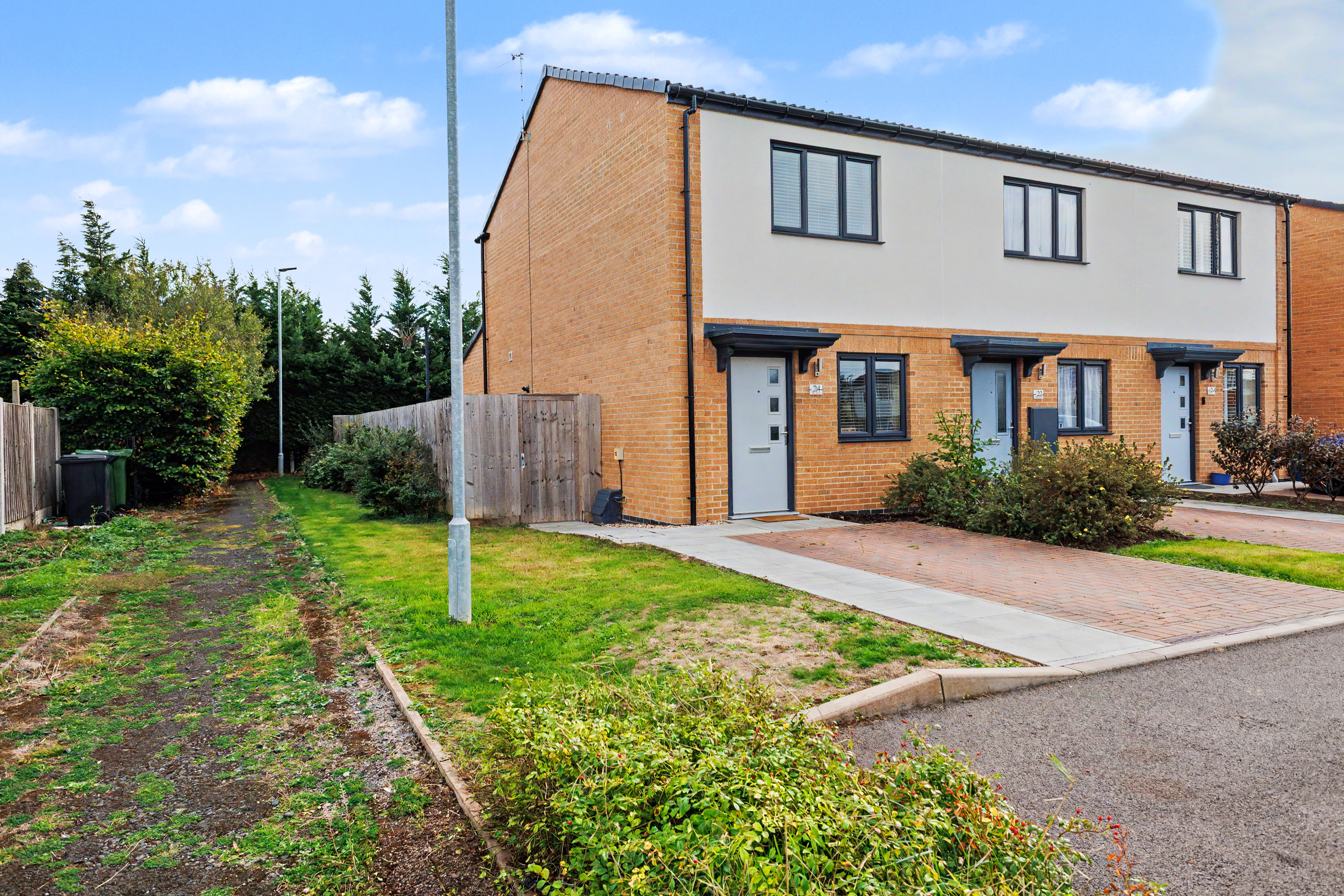 2 bedroom terraced house for sale, Perrie Drive, Evesham, WR11