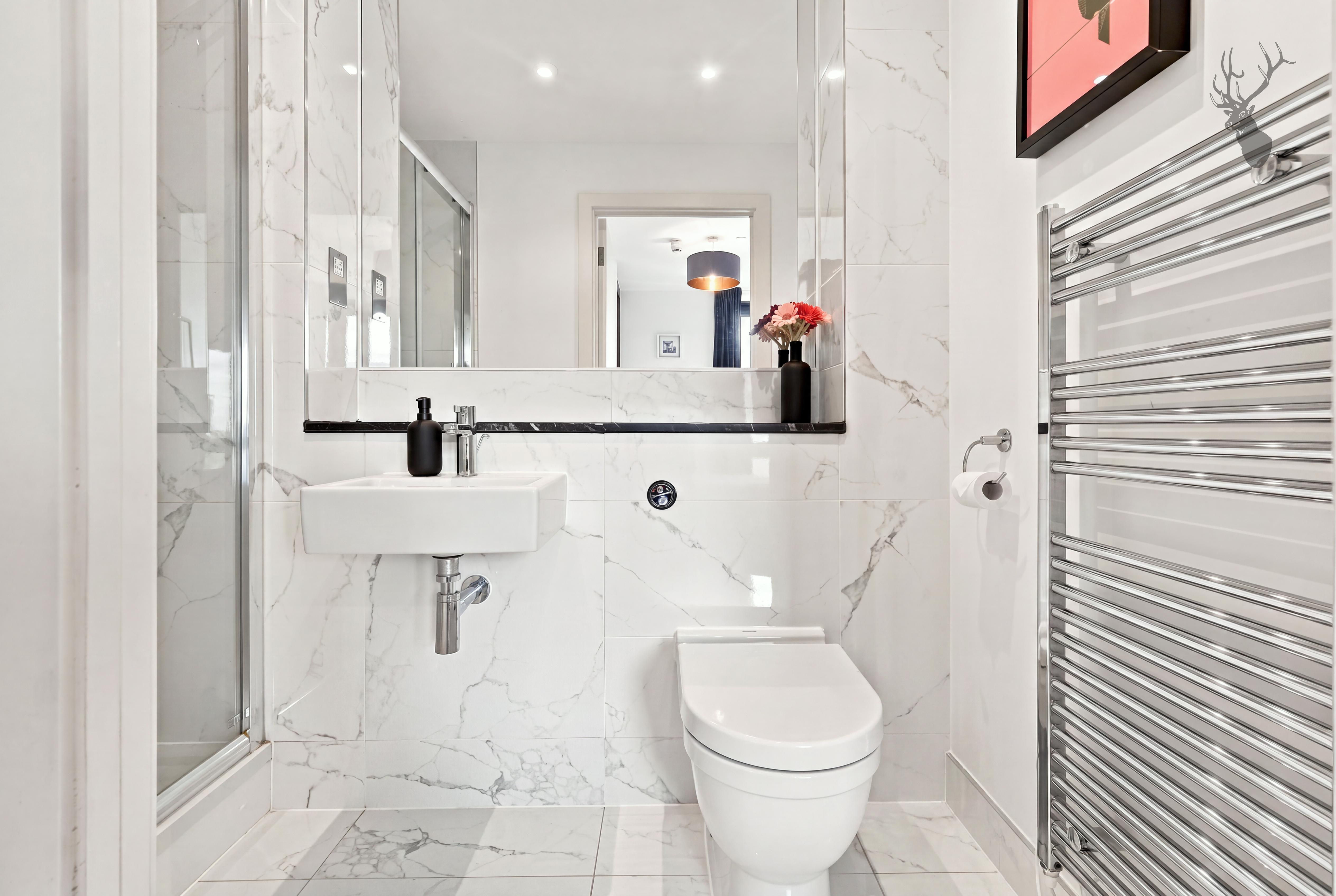 3 bedroom apartment for sale, Grand Regent Tower, London, E2, photo 16 of 20